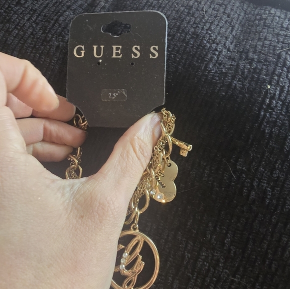 Guess bracelet - Picture 2 of 6